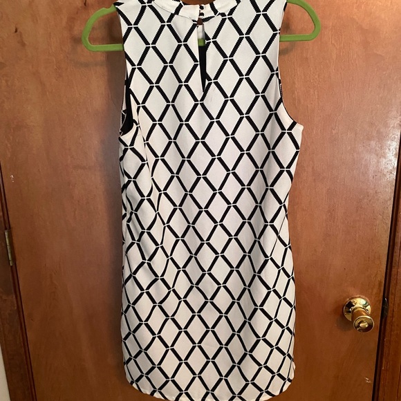 Mod style dress size M - Picture 2 of 5